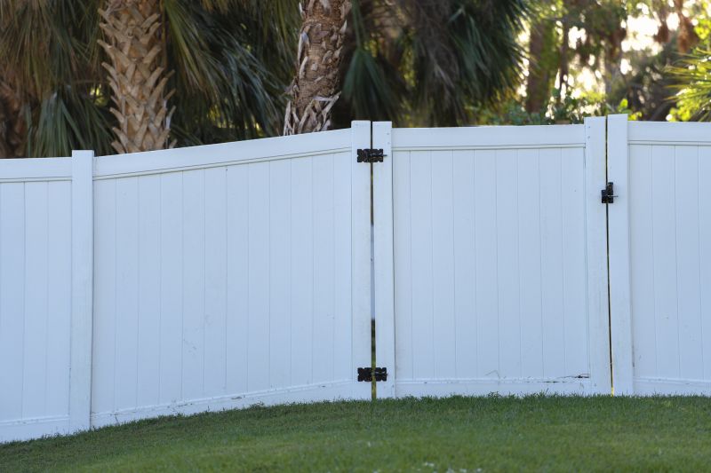 Fence Repair and Maintenance